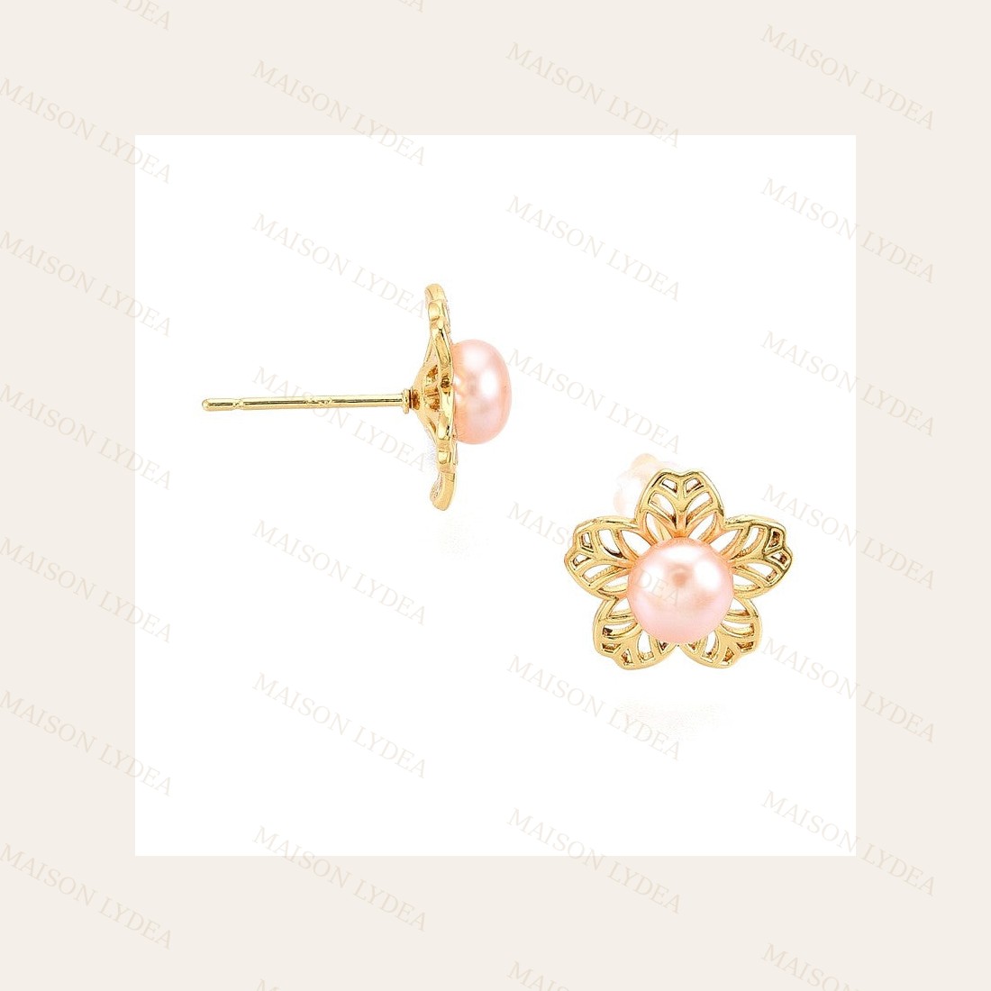 Boucles D'oreilles Dorées en Forme de Fleur