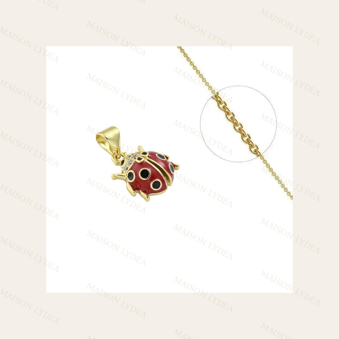 Collier doré chaîne et pendentif coccinelle