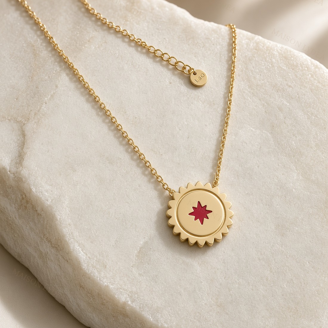 Collier Femme Rosace or Étoile Rouge